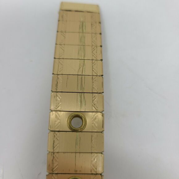 Century Canada Mid Century Gold Metal Skinny Ornate belt Fits 31.5 to 34" M - Picture 4 of 8